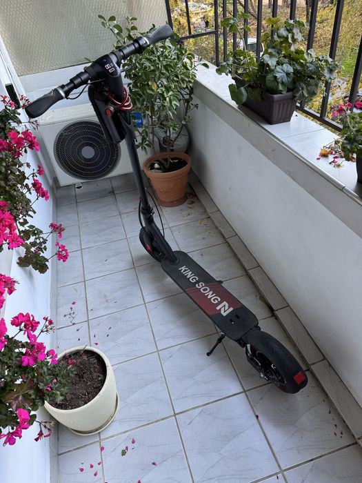 Електрическа тротинетка Kingsong n10; 500w