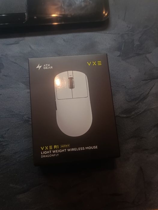 Мышка VXE r1se белая