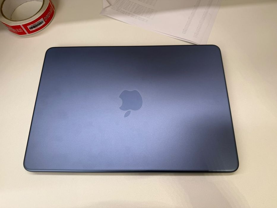 Продам makbook neo на 512гб