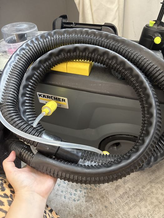 Karcher Professional. Аппарат для химчистки мебели