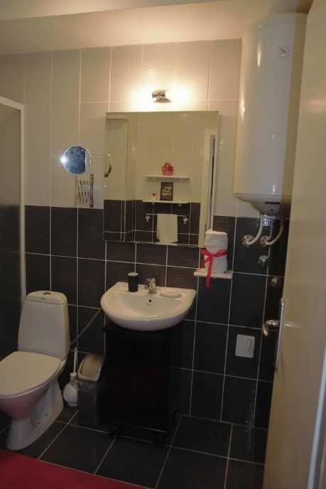 Дава се под наем Двустаен апартамент в Пловдив, Каменица 1 - 56 кв.м за 204 € - Снимка #2