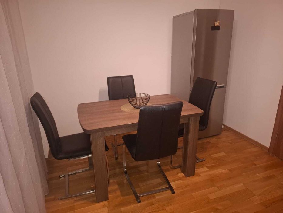 De închiriat apartament 3 camere Doamna Stanca Șelimbar