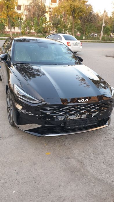 Продается Kia K8 2024 года