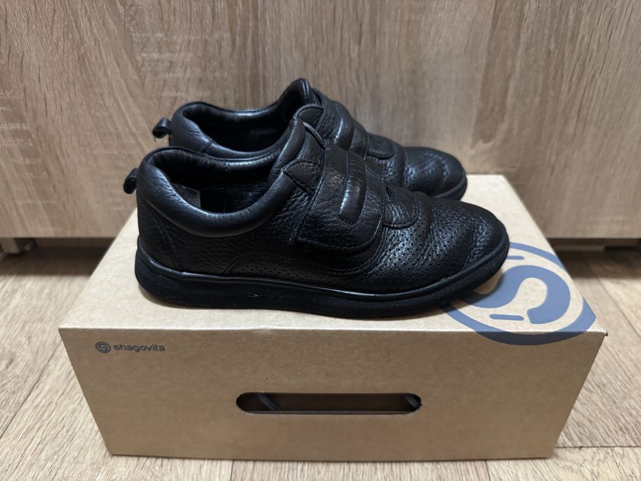 Продам туфли для мальчика Shagovita