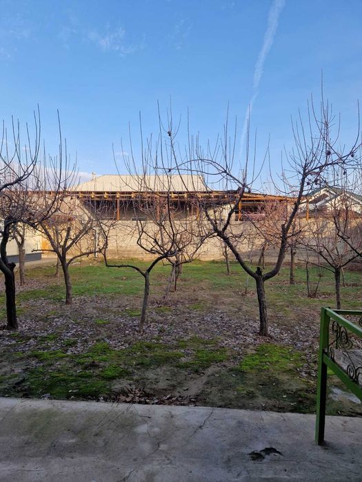 Жер үй сатылады.