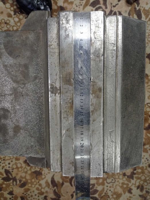 Станочные большие тиски.