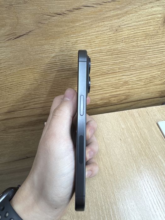 iphone 15 pro 256 Esim