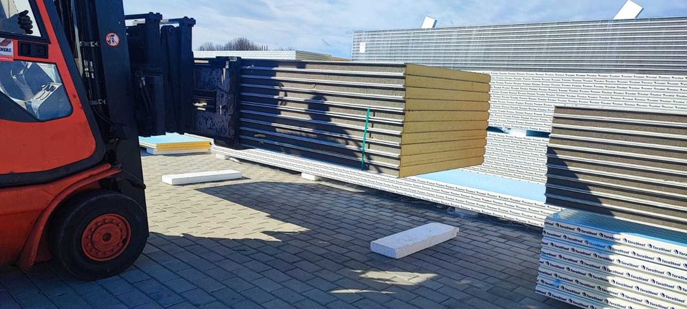 Oferta panou sandwich termoizolant / tabla cutata / policarbonat