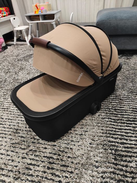 Продам коляску детскую   TOMIX SELENA 3В1