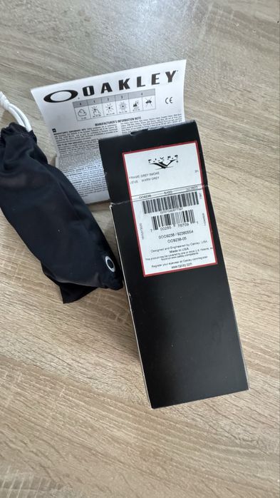 Слънчеви очила Oakley