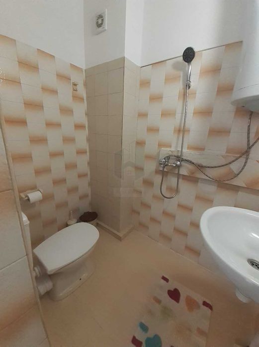 Дава се под наем Четиристаен апартамент в Пловдив, Изгрев - 120 кв.м за 306 € - Снимка #1