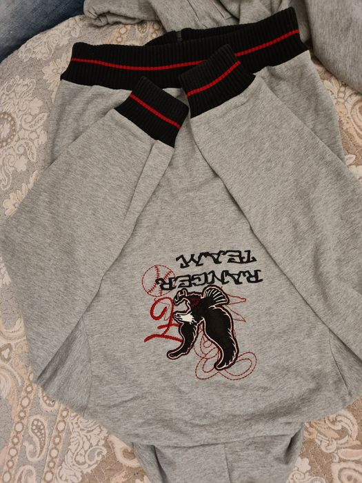 Спортивный костюм