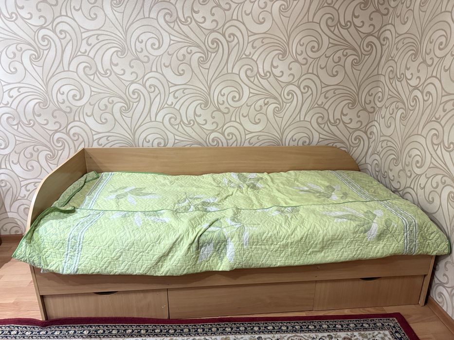 продам кровать !