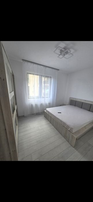 Inchiriez apartament 2 camere parter