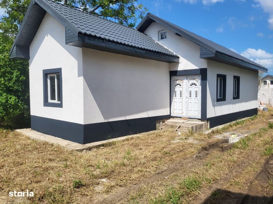 Casa ieftină în Lumina, zonă centrală!