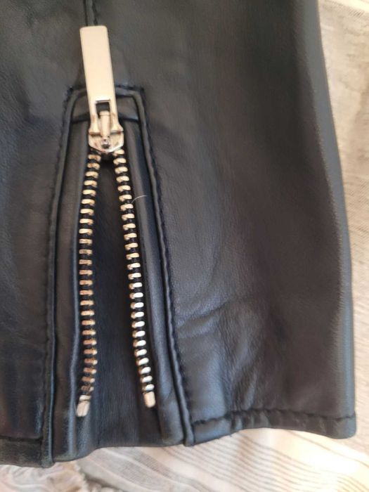 продавам  кожено яке за момиче ръст 122-134см