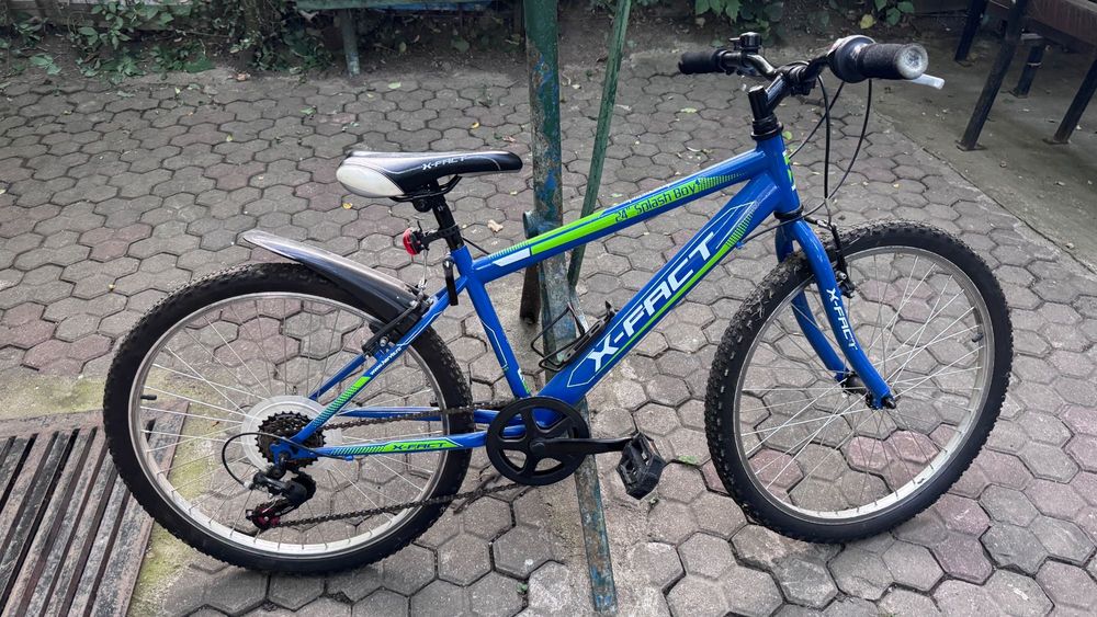 Bicicleta copii de băieți