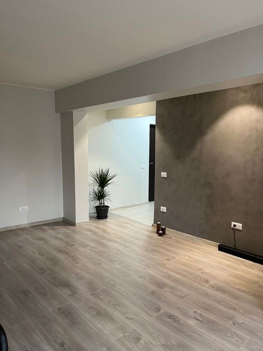 Apartament 2 camere de inchiriat-Husi- zona Cinema
