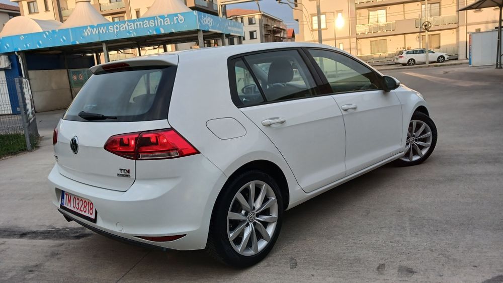 VOLKSWAGEN Golf 2013 — imagine 4