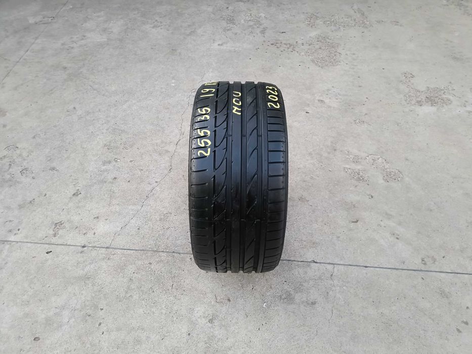 O anvelopa noua vara 255 35 19 bridgestone potenza S001 run flat 2023