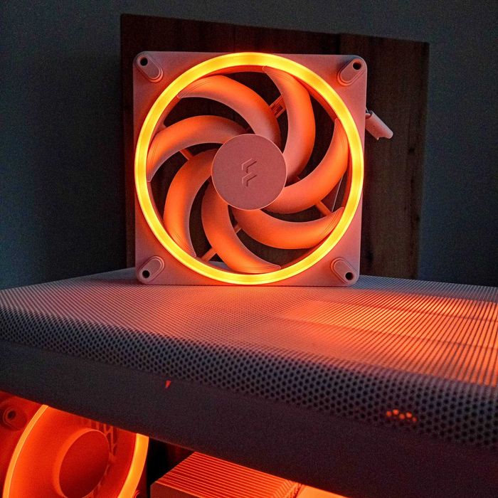 Вентилатор Fractal Momentum 14 RGB White