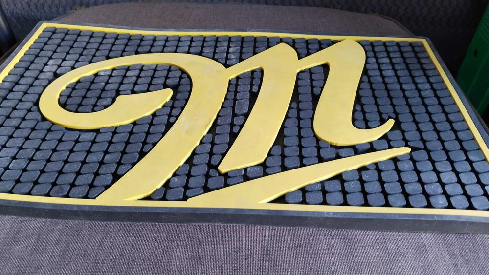 Гумена подложка на бира Мюлер