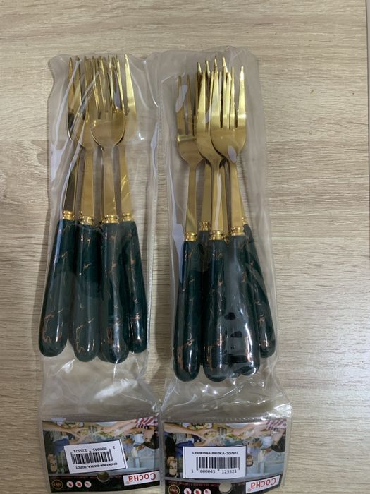 Вилки золотые новые