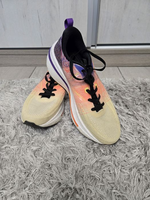 Маратонки  FLAIR