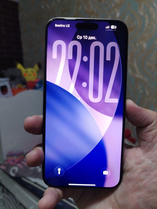 Ayfon 15 pro max sotiladi