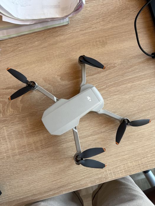 Drona Dji Mini se Brasov • OLX.ro