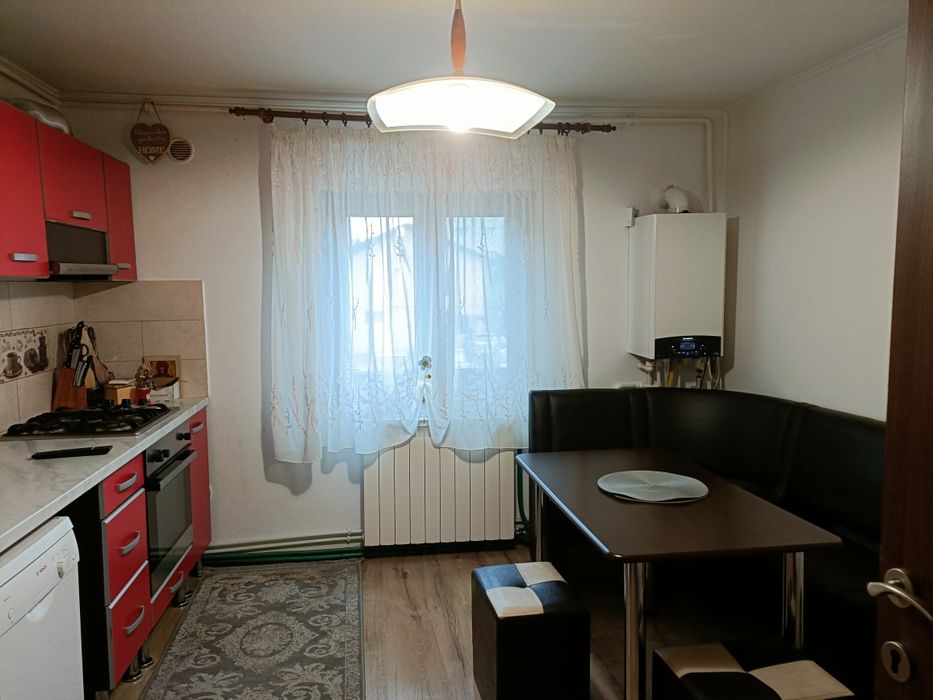 Apartament  cu 3 camere in Panciu