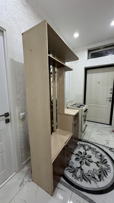 Продам Шкаф с вешалкой б/у