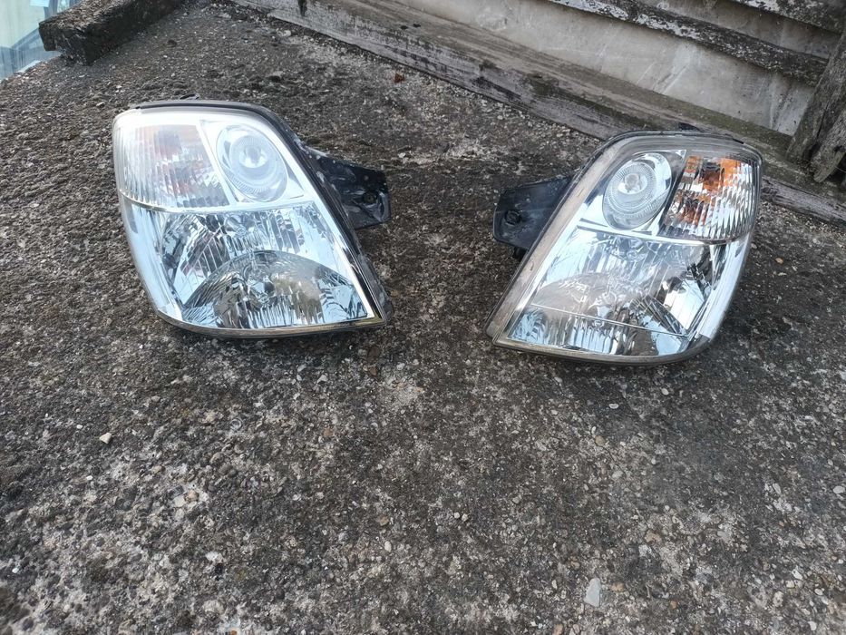 ляв и десен фар за киа кия пиканто  KIA PICANTO
