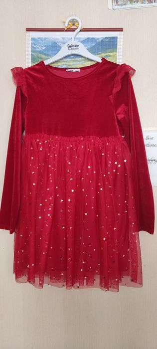 Нарядная одежда для девочки 8 лет