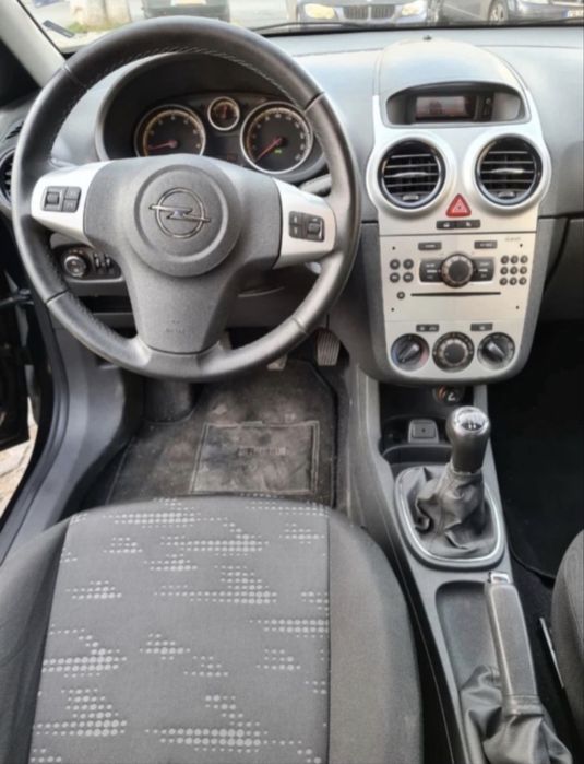 Opel Corsa D - На части