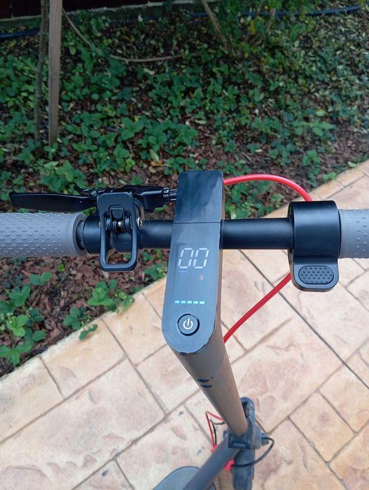 Trotineta electrica AOVO M365 GO