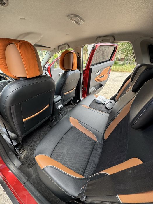 Lada x ray cros ful maaaaaaasla