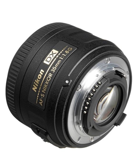 Nikon. VR  35 мм. Под кроп