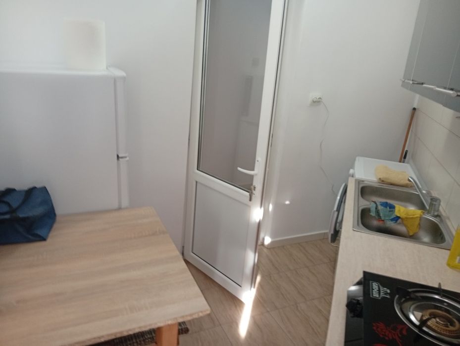 Garsoniera de inchiriat