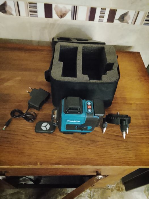 Nivel laser makita cu 16 linii