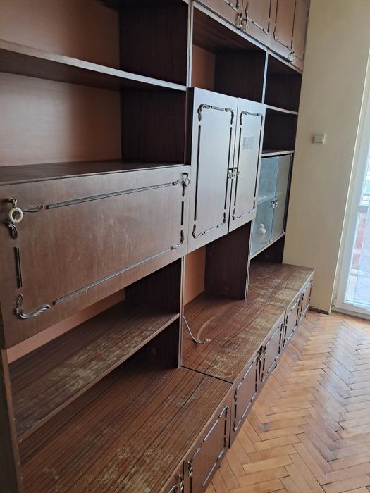 Дава се под наем Двустаен апартамент в Разград, Център - 75 кв.м за 204 € - Снимка #2