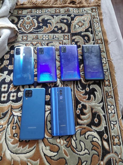 Продам телефоны  4/64GB