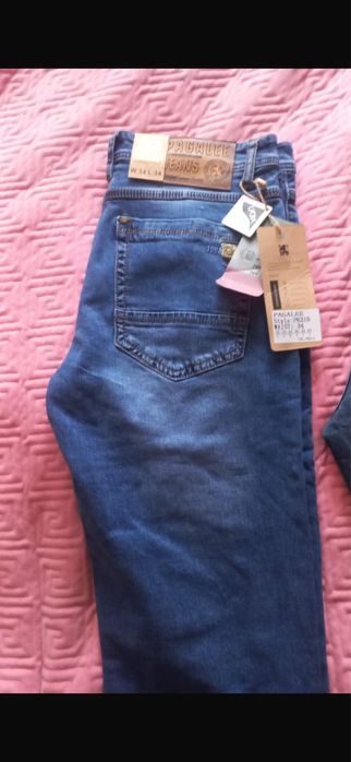 Джинсы новые прямые