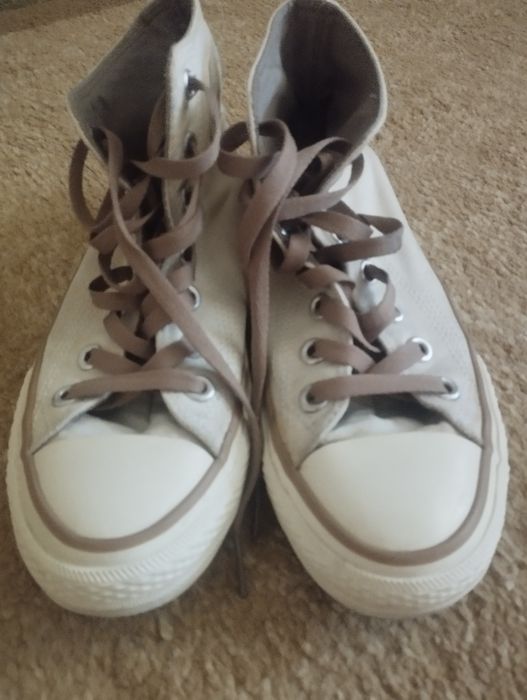 Обувь в хорошем качестве для девушек