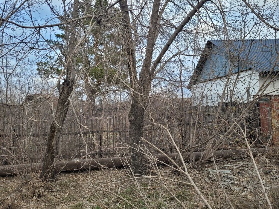 Продам участок вдоль дороги