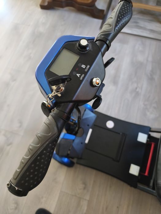 Scuter electric pliabil
