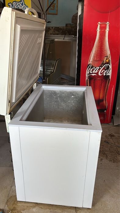 Продам морозильную камеру
