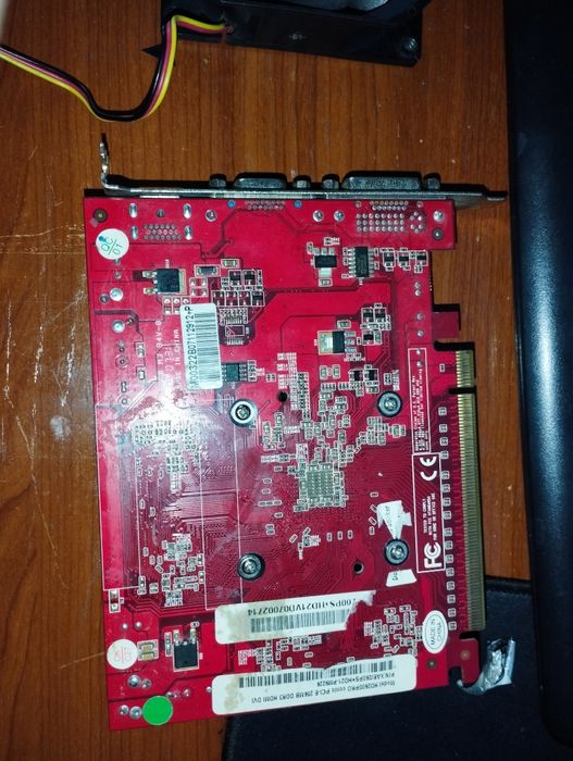 Продам видео карту radeon hd 2600 pro