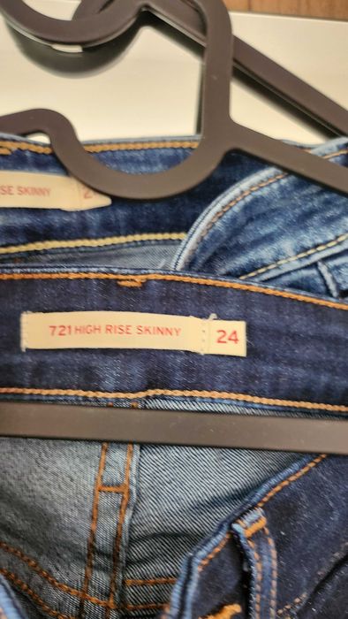 Дънки Levis skinny fit high rise w24 l32 син цвят и тъмно син