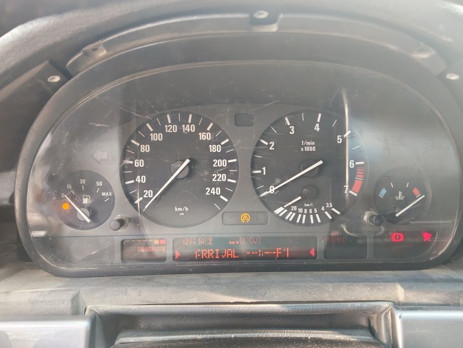 Шиток прибор е39 и е38.
